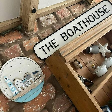 Stunning Quirky 2-Bed Cottage In New Brighton Wallasey Extérieur photo